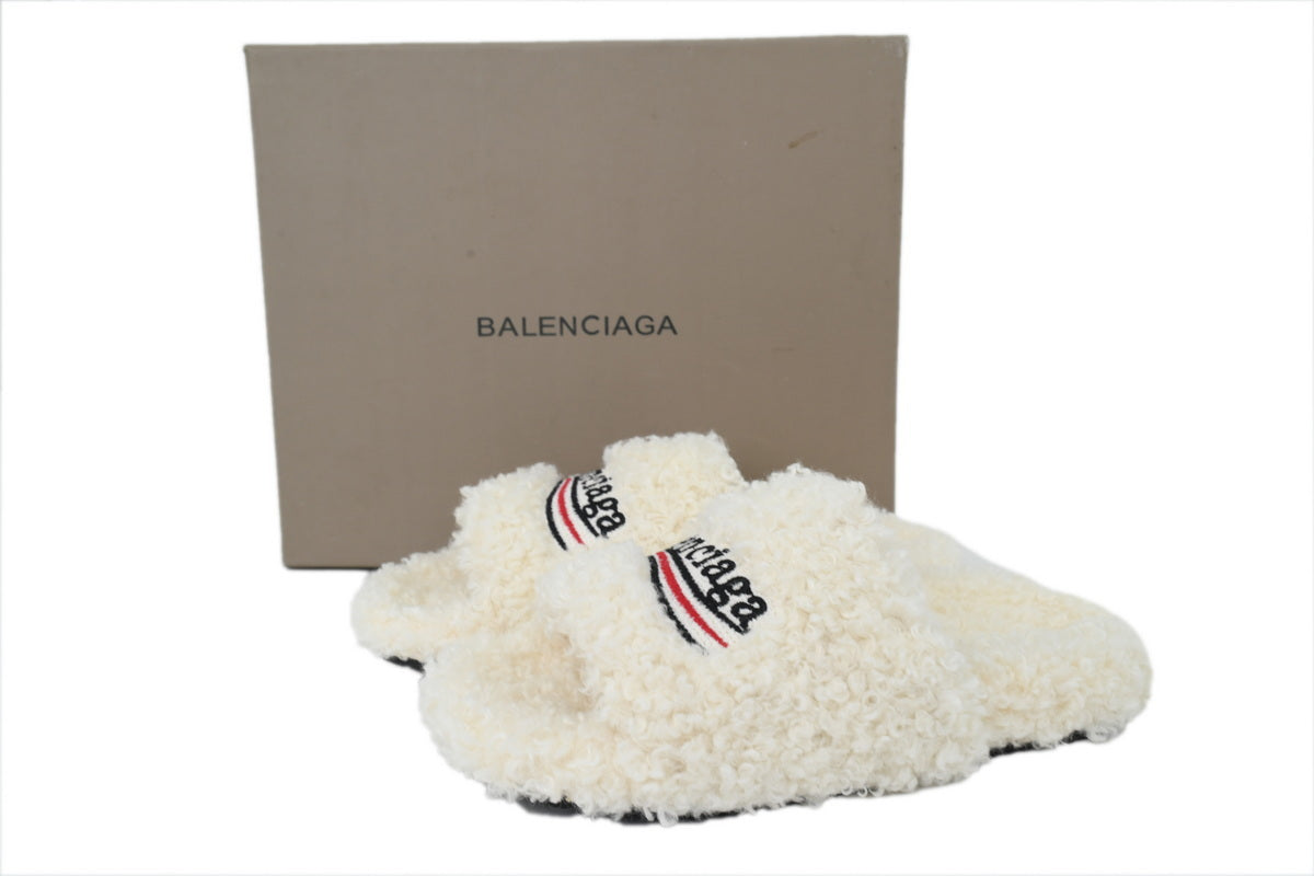 Balenciaga Coke Label Furry Slides Beige 654261 W2DO1 9796