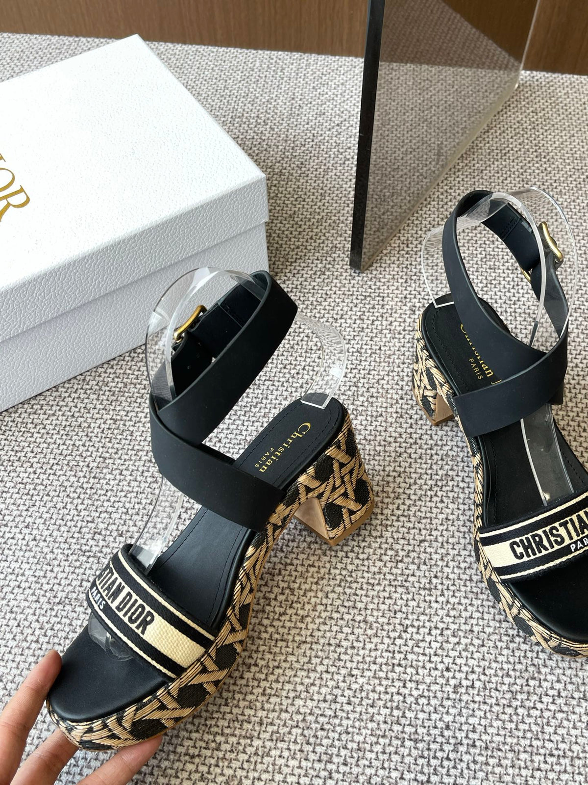Dior Riviera Dway Wedge Sandals – Spring/Summer 2025 Collection